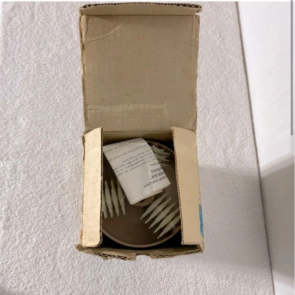 Vintage Electrolux Carpet  Nap Lifter Set Of 3 Brushes - Picture 2 of 10